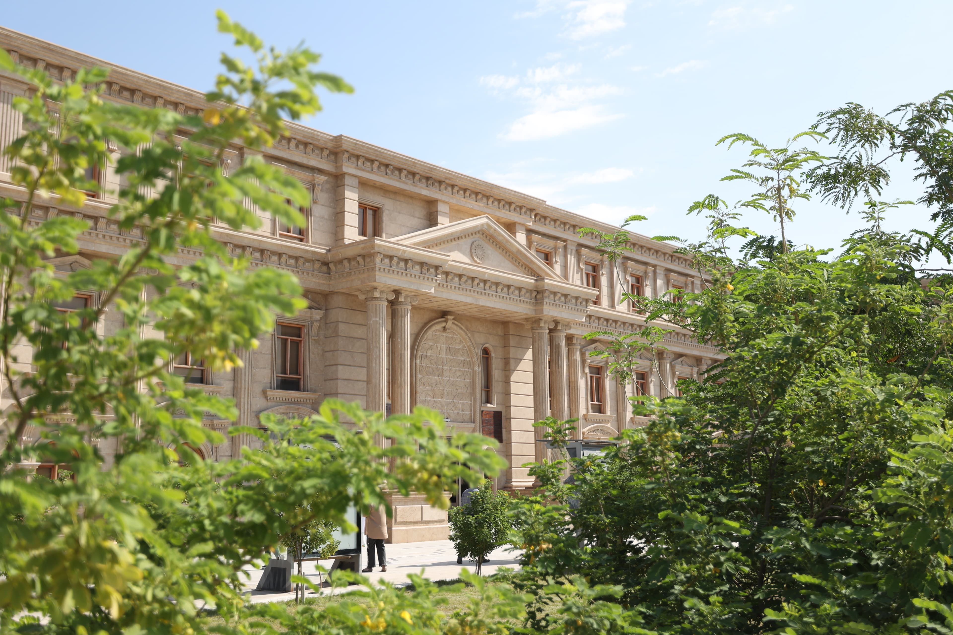 جامعة المعقل - المعقل 